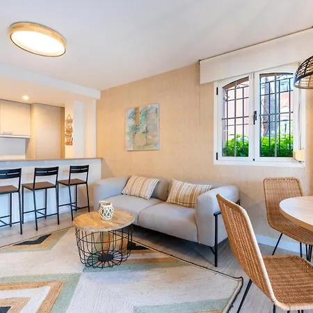 Alvarito Playa Apartment Marbella
